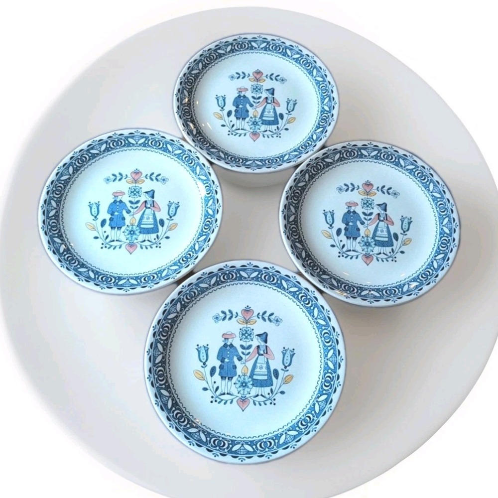 4 Johnson Brothers Staffordshire Hearts & Flowers Dinner Plate Ironstone England